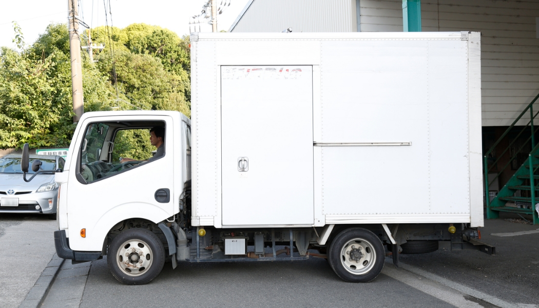 2tトラックで運ぶので､ご安心ください